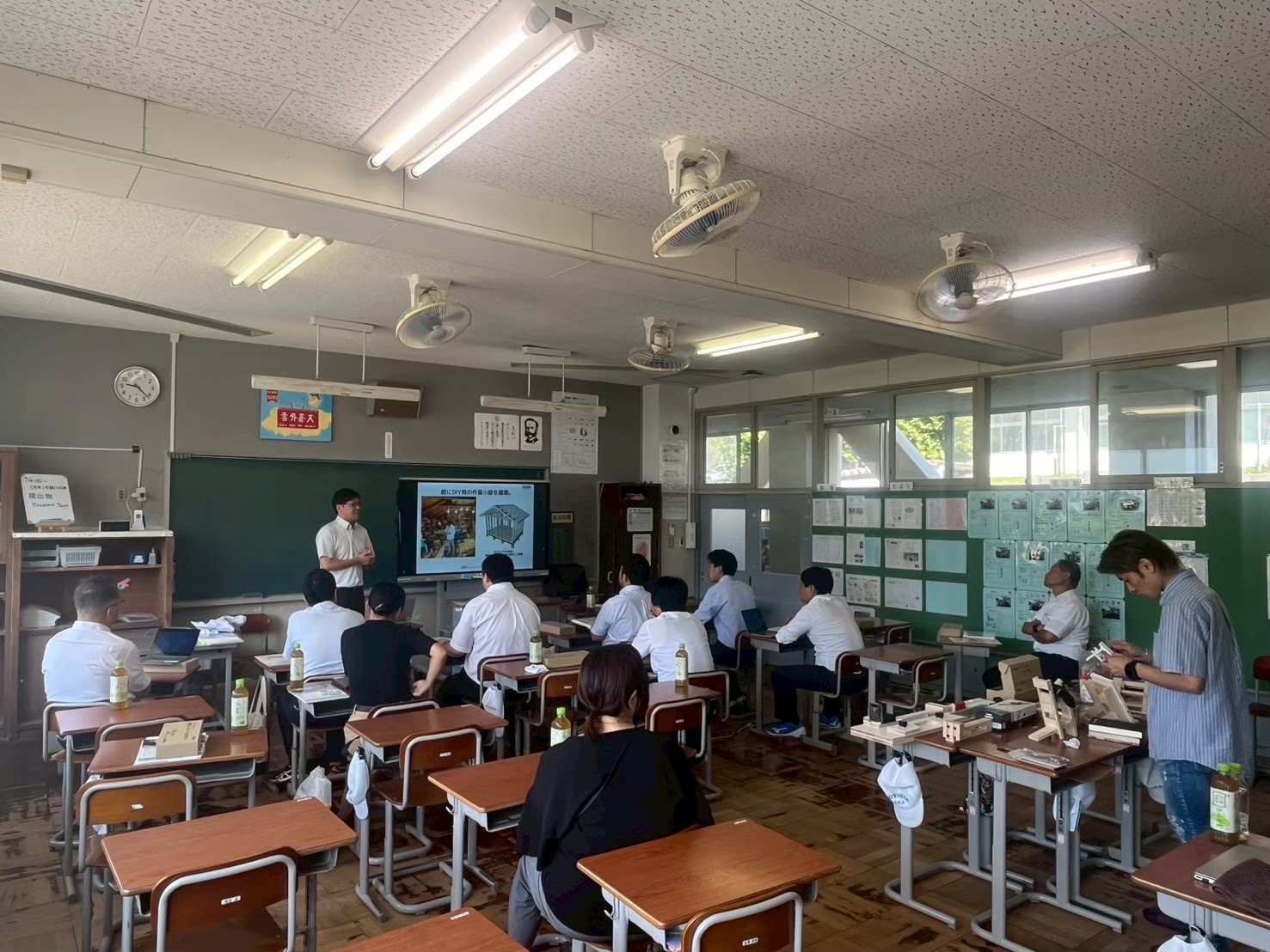 研修会場の全景