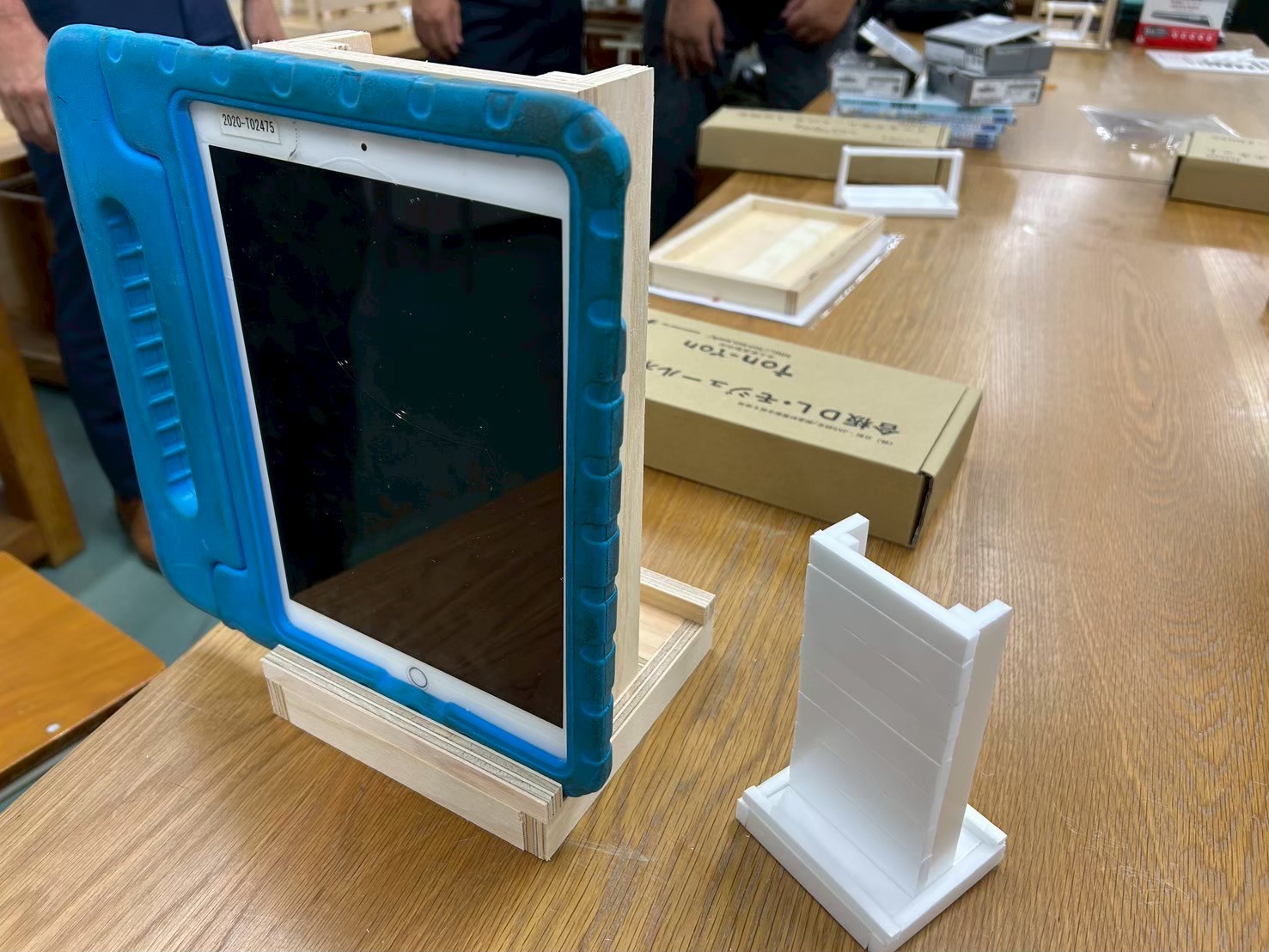 タブレットスタンド